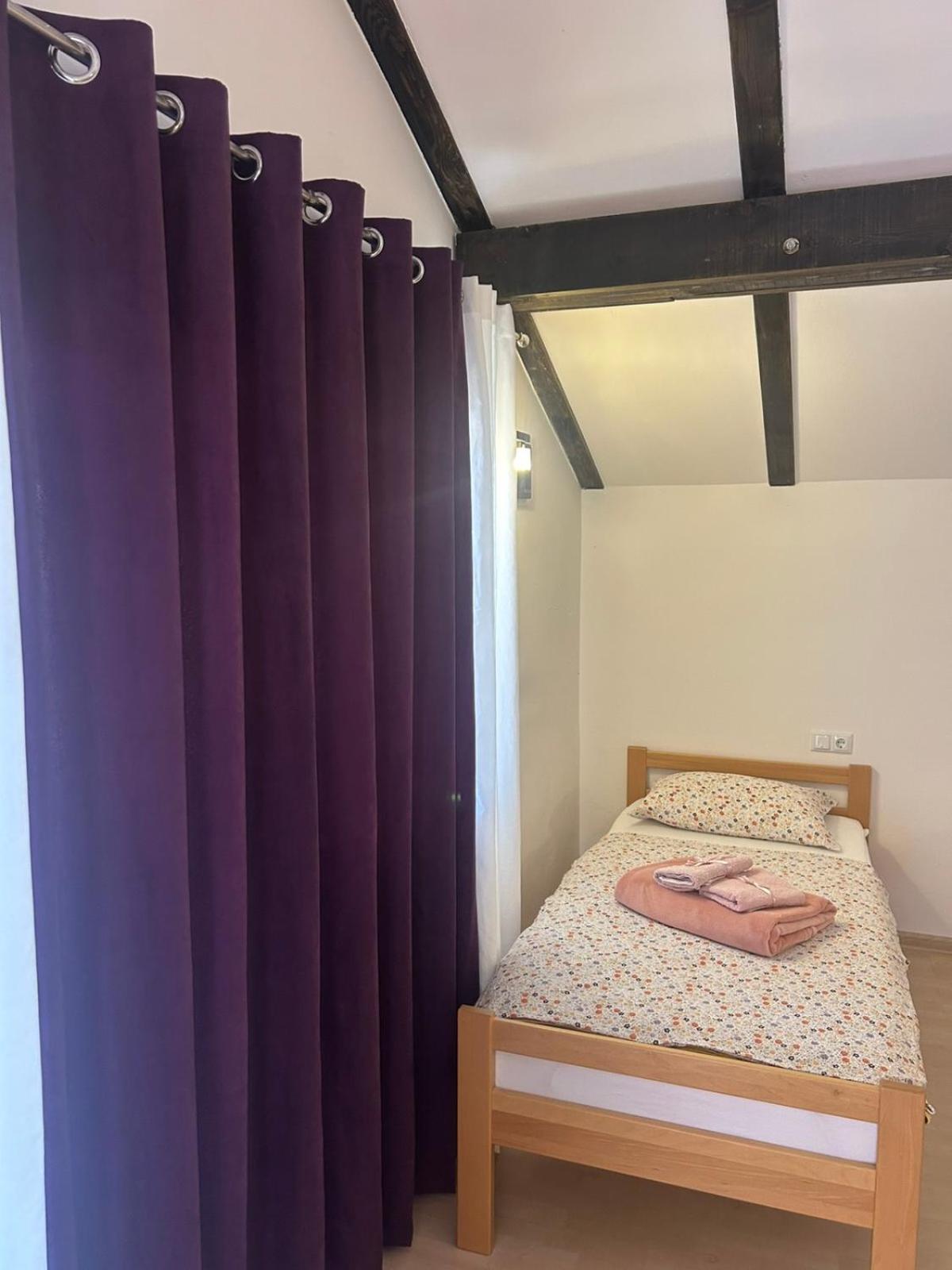 Naid Apartmani Kulen Vakuf Luaran gambar