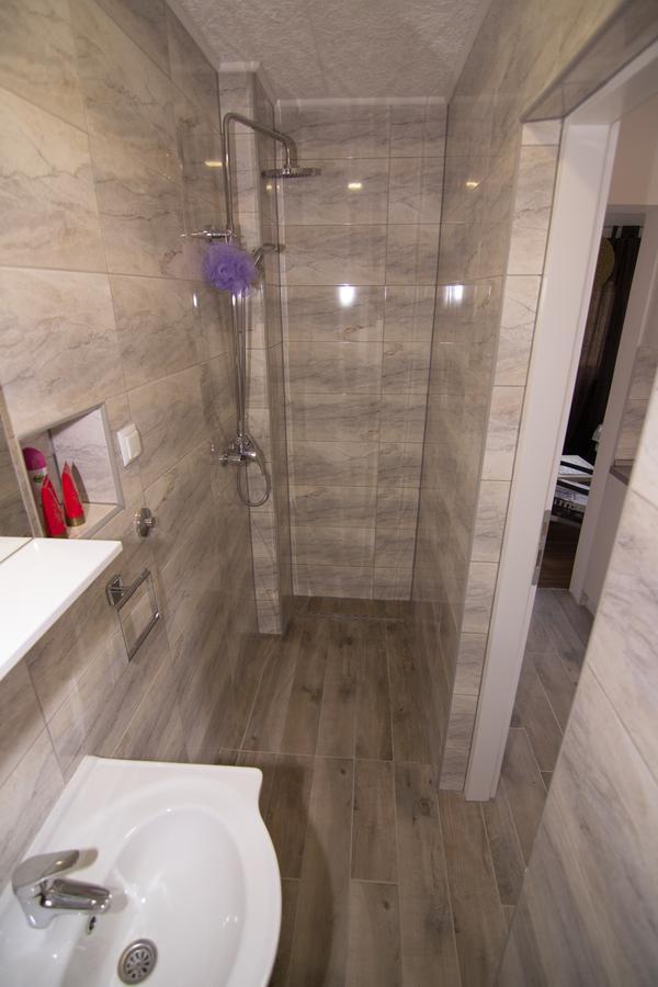 Naid Apartmani Kulen Vakuf Luaran gambar