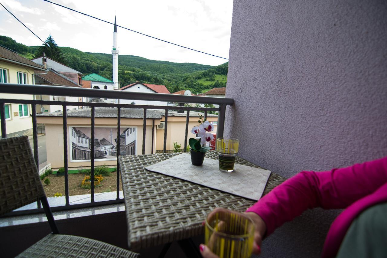 Naid Apartmani Kulen Vakuf Luaran gambar